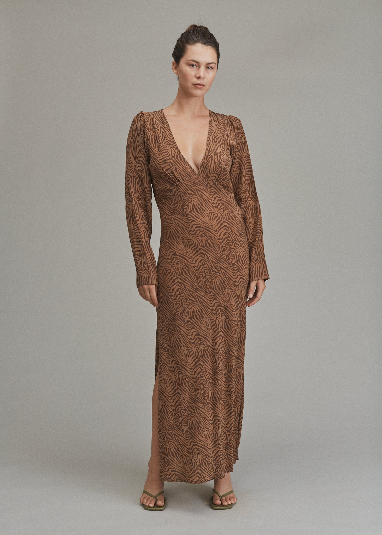 NAKITA DRESS - FALL 2024 - Image 2